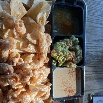 Heads And Tails Barbecue - Trio Of Salsas with chicharones and chips - Barbeque Near Me - Berkeley, California