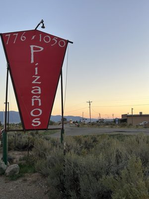 Pizanos by null