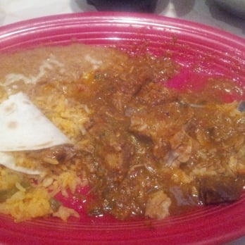 El Mariachi - Carne de Puerco en Salsa Verde. My absolute favorite dish here. - Mexican Near Me - Hamilton, Ohio El Mariachi - Carne de Puerco en Salsa Verde. My absolute favorite dish here. - Mexican Near Me - Hamilton, Ohio