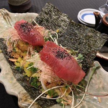 Sushi Murayama - Omakase dish 1: ahi hand roll (11/10) - Sushi Bars Near Me - Honolulu, Hawaii Sushi Murayama - Omakase dish 1: ahi hand roll (11/10) - Sushi Bars Near Me - Honolulu, Hawaii