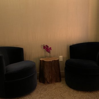Nuansa Spa - More lovely furniture in the lounge area - Skin Care Near Me - New York, New York Nuansa Spa - More lovely furniture in the lounge area - Skin Care Near Me - New York, New York