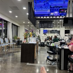 Nail Origins - Spacious inside!