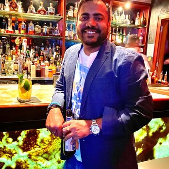 SM23 - Lounges Near Me - Morristown, New Jersey