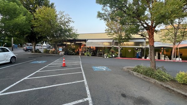 New Seasons Market - Sellwood by null