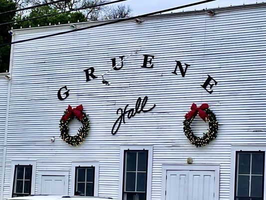 Gruene Hall by null
