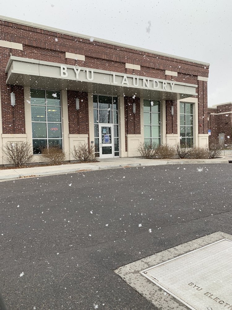 BYU LAUNDRY Updated September 2024 18 Photos & 11 Reviews 1624 N