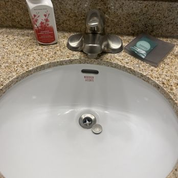 Harborside Hotel - Broken sink stopper. Maintenance came but problem didn't get resolved. - Hotels Near Me - Oxon Hill, Maryland