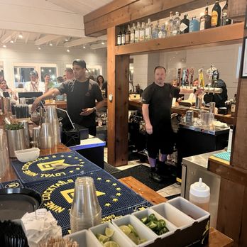 Whales Tale - Seafood Near Me - Hampton Bays, New York