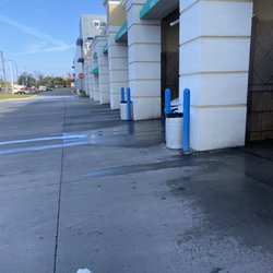 Water Whirled Car Wash
