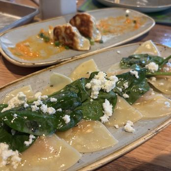 Moku Kitchen - The ravioli was bomb.com! My favorite thing on the menu - Cocktail Bars Near Me - Honolulu, Hawaii