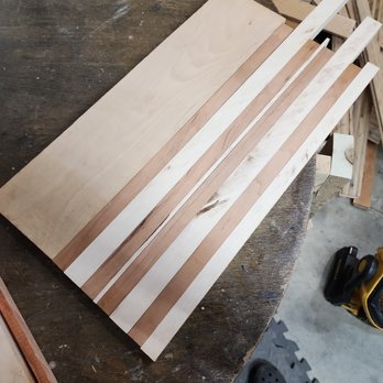 Kingdom Builder - A cutting board. Made of maple and cherry - Handyman Near Me Kingdom Builder - A cutting board. Made of maple and cherry - Handyman Near Me