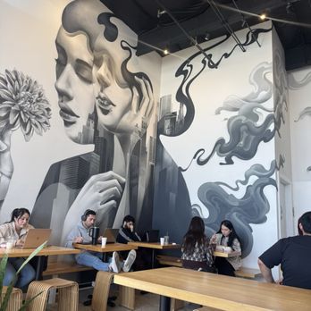 18 Grams Coffee Roasters - Inside - Coffee & Tea Near Me - Sacramento, California