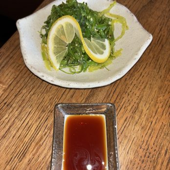 Ryota - Seaweed Salad, a little on the small side but so delish! - Sushi Bars Near Me - Chicago, Illinois