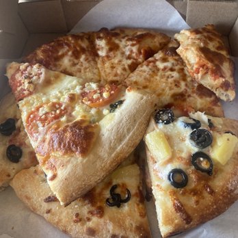 The Upper Crust Pizza - Pizza Near Me - Bishop, California