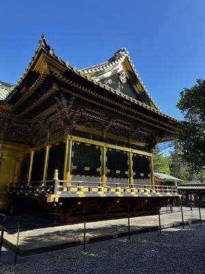 Ueno Toshogu Shrine by null