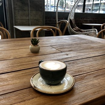 Victrola Coffee - Thomas - latte - Coffee & Tea Near Me - Seattle, Washington