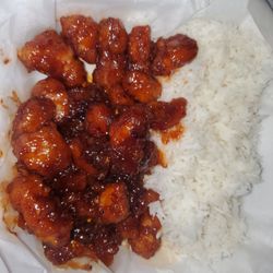 Shanghai Thai - General tso chicken