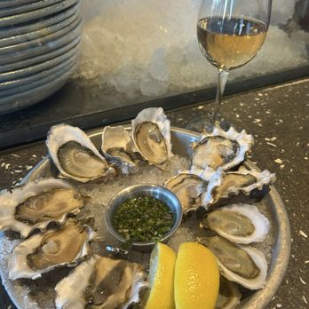 Hog Island Oyster - oysters - Seafood Near Me - San Francisco, California