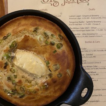 Big Jones - Skillet corn bread - Southern Near Me - Chicago, Illinois
