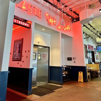 Fox Bros. Bar-B-Q - Barbeque Near Me - Atlanta, Georgia