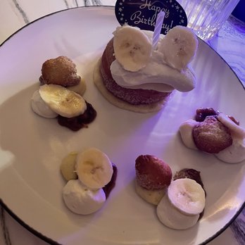 Union New American - Bananas Foster Donut Desert - New American Near Me - Tampa, Florida Union New American - Bananas Foster Donut Desert - New American Near Me - Tampa, Florida