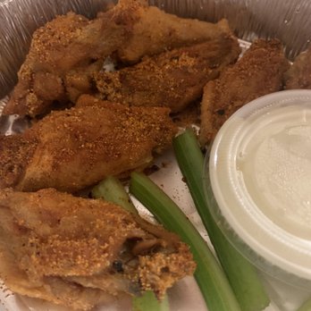 Dew Drop Inn - Chipotle Applewood Wings - Bars Near Me - Derby, Connecticut Dew Drop Inn - Chipotle Applewood Wings - Bars Near Me - Derby, Connecticut