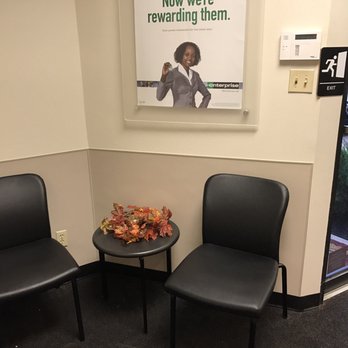 Enterprise Rent-A-Car - The waiting area - Car Rental Near Me - Lufkin, Texas