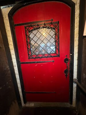 Snow Shoe Lodge & Pub by null