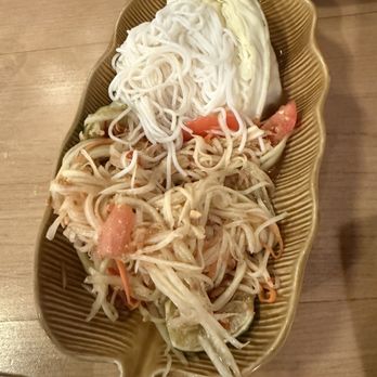 Mekong Kitchen - Weirdest/tasteless green papaya salad ever! - Laotian Near Me - Alameda, California Mekong Kitchen - Weirdest/tasteless green papaya salad ever! - Laotian Near Me - Alameda, California