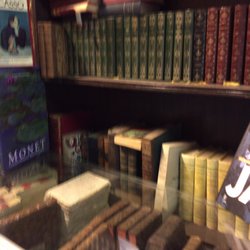 La Caverne aux Livres