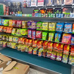 Habibiz Smoke Shop & More