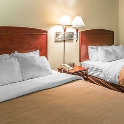 Super 8 by Wyndham Tahlequah - Guest room