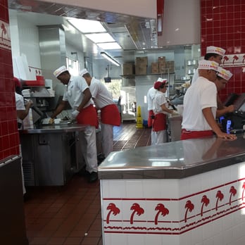 In-N-Out Burger - Working hard to crank out California's best burger! - Burgers Near Me - Long Beach, California In-N-Out Burger - Working hard to crank out California's best burger! - Burgers Near Me - Long Beach, California