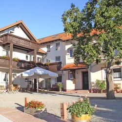 Birnbaumhof - Pension und Ferienwohnungen - Birnbaumhof - Hofansicht