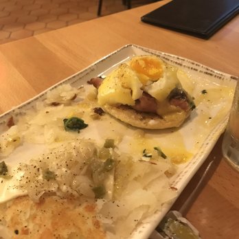 Billy's Downtown Diner - Eggs Benedict - Diners Near Me - Bethlehem, Pennsylvania