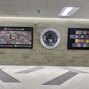 Peruvian Park Elementary - School hallway - Elementary Schools Near Me - Sandy, Utah