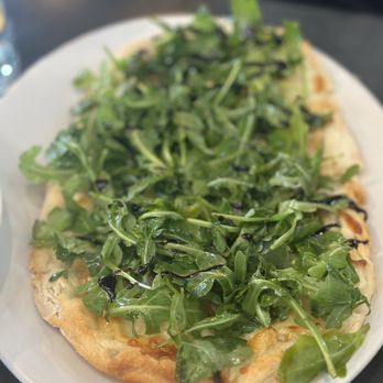 La Condesa Eatery - Pear pizza - Salad Near Me - Reno, Nevada