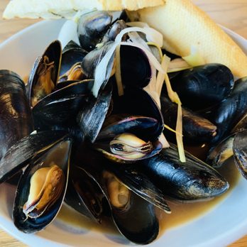Black Rooster - Pho mussels - Italian Near Me - West Columbia, South Carolina Black Rooster - Pho mussels - Italian Near Me - West Columbia, South Carolina