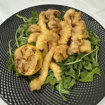 DeVINE - Calamari - Desserts Near Me - Redding, California