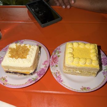 Bong - corn cake and mango sticky rice from the goat ninety nine - Cambodian Near Me - Brooklyn, New York Bong - corn cake and mango sticky rice from the goat ninety nine - Cambodian Near Me - Brooklyn, New York