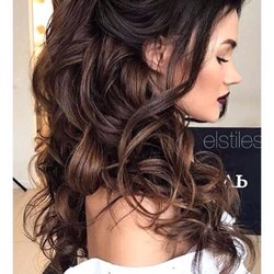 Headliners Salon - This is the other reference photo I showed the stylist.