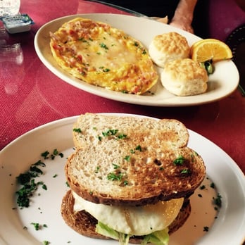 Alreddy Coffee & Cafe - Broken yoke toast and the western frittata - Breakfast & Brunch Near Me - Cincinnati, Ohio