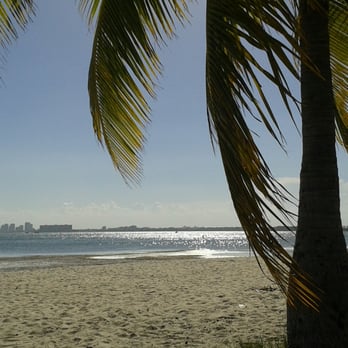 Key Biscayne Dog Beach - For your viewing pleasure! Sometimes, you just have to stop and enjoy the view. :) - Beaches Near Me - Key Biscayne, Florida Key Biscayne Dog Beach - For your viewing pleasure! Sometimes, you just have to stop and enjoy the view. :) - Beaches Near Me - Key Biscayne, Florida