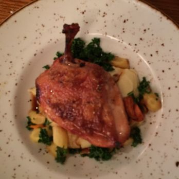 1888 CHOP HOUSE - Heritage chicken with honey glaze! - Wine Bars Near Me - Banff, Alberta 1888 CHOP HOUSE - Heritage chicken with honey glaze! - Wine Bars Near Me - Banff, Alberta