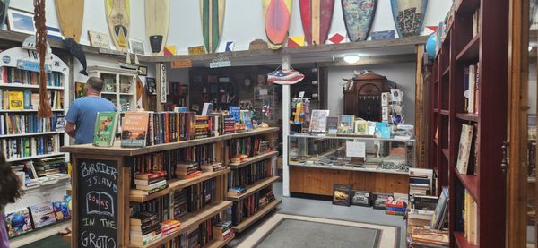 Barrier Island Books & Art