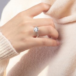 Gemorie - Moissanite Engagement Rings