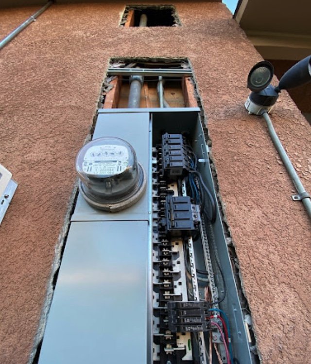 Slide of Southern California Electrician