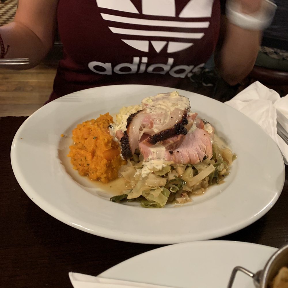 The Brazen Head - Bacon and cabbage - Pubs Near Me - Dublin, D