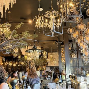 Wolf by Vanderpump at Caesars Republic Lake Tahoe - Dining area - American Near Me - Stateline, Nevada