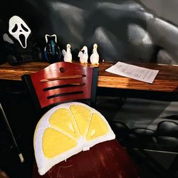 Kin Nori Bar - Waiting area